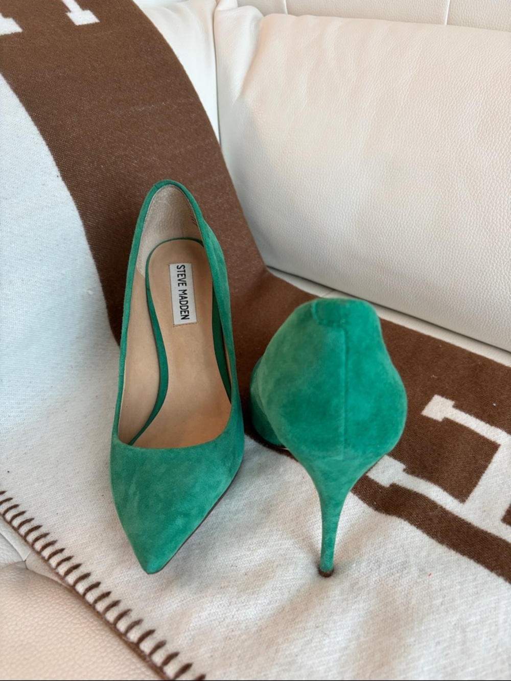 Steve Madden Emerald Green Suede Pointed-Toe Stiletto Pumps size 7